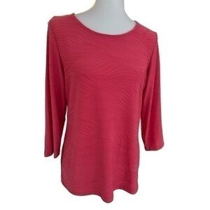JM Collection textured design three-quarter length sleeve top